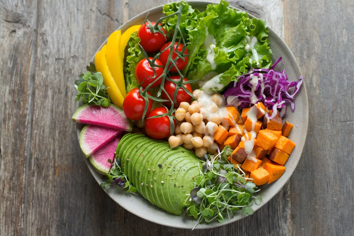 بهترین رژیم لاغری 2025 با خوراکی های مختلف